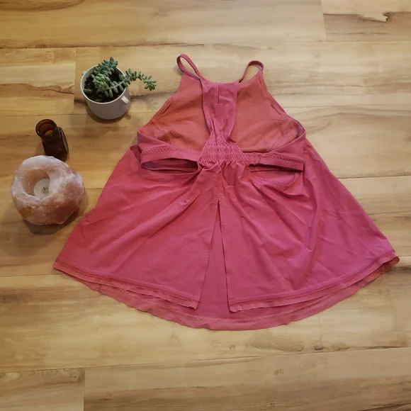 Lululemon Tank - Picture 2 of 3
